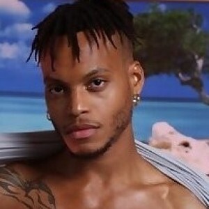 Kyro Rose