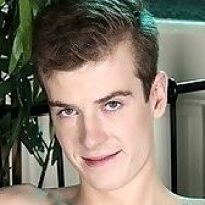 Tayler Fox