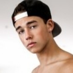 Troy Ryan