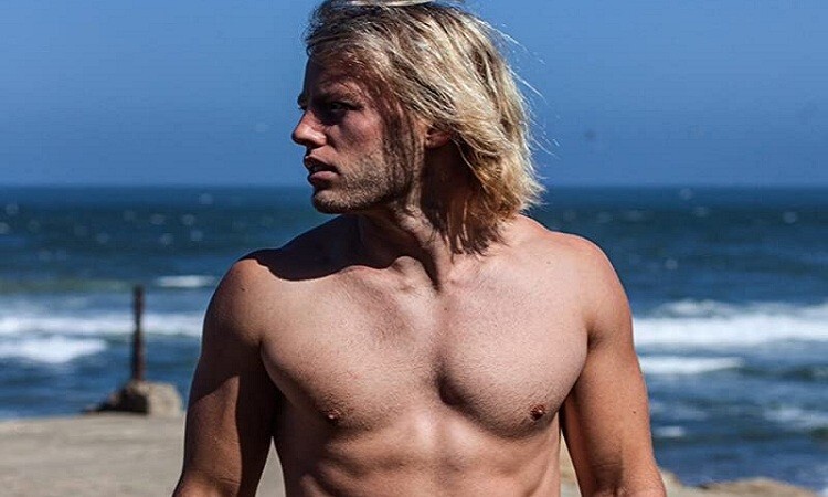 Chad Allen-maisie_mouse