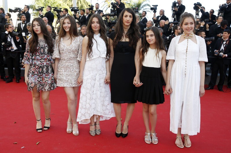 Ilayda Akdogan-semidecentguy