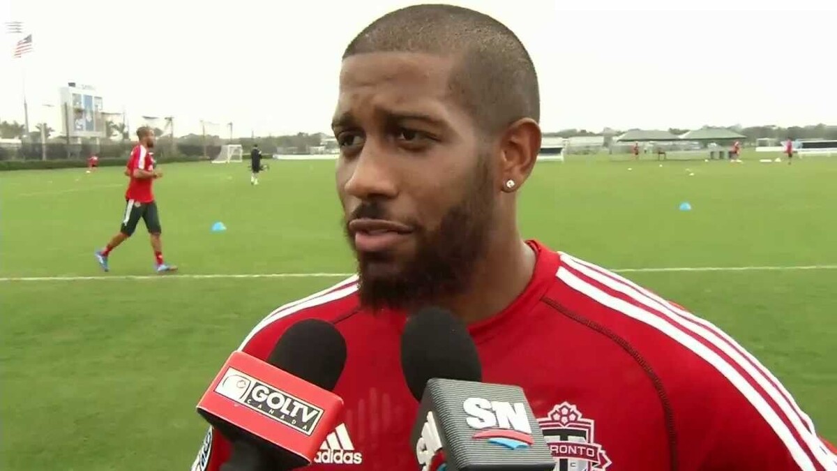 Jeremy Hall (footballer)