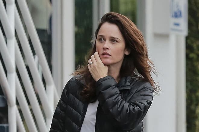 Robin Tunney