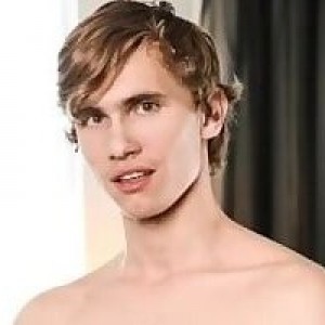 Darron Bluu