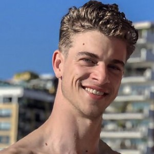 Dillon Roman