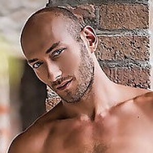 Dominic Arrow