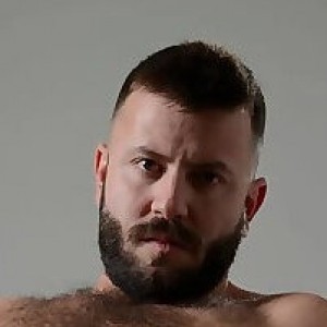 Leo Grin
