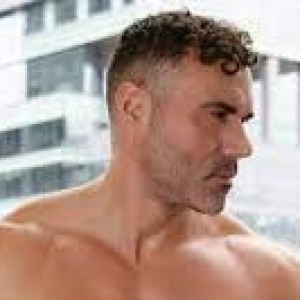 Manuel Skye