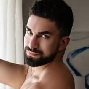 Nick La