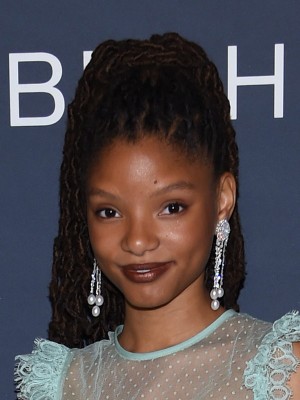 Halle Bailey-junior_s