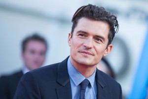 Orlando Bloom-breezyshy18_